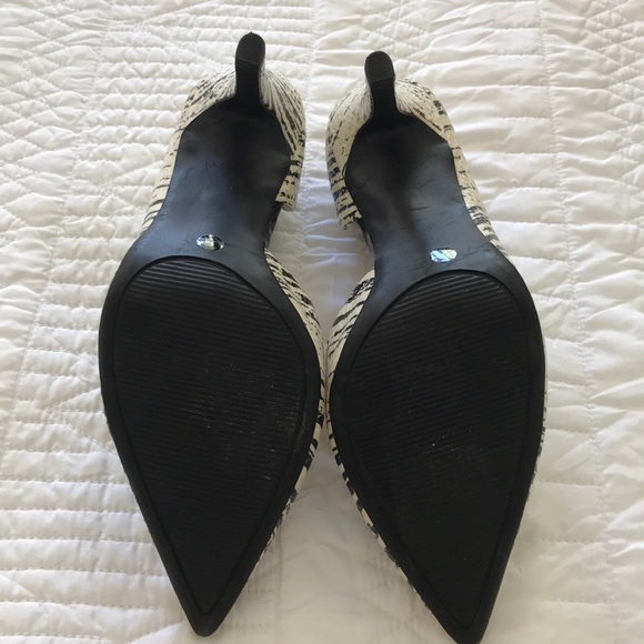 A.N.A pointed toe heels - Picture 4 of 4